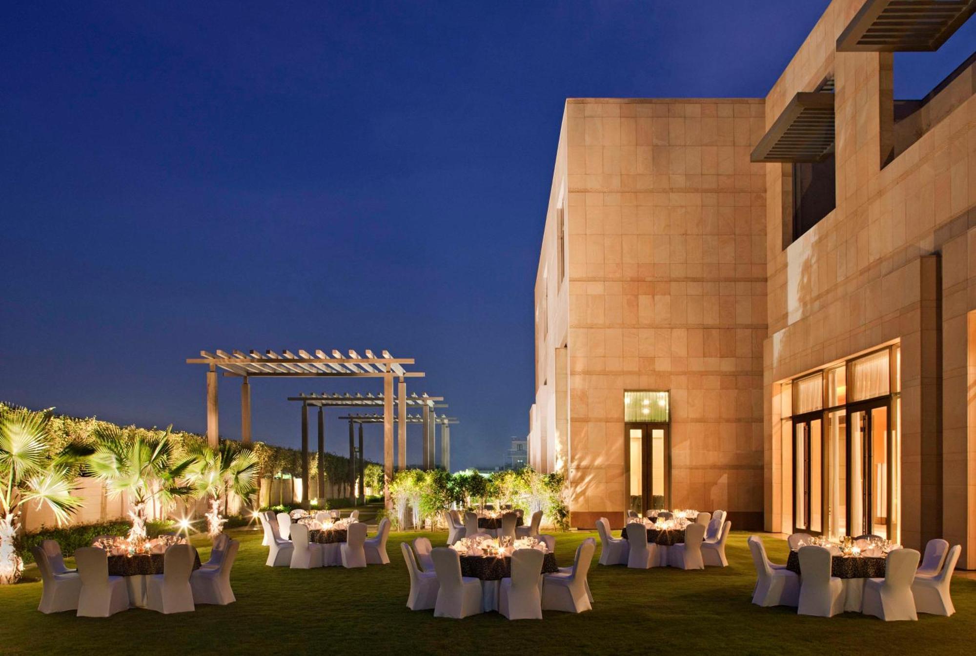 Radisson Blu Hotel Amritsar Commodités photo The Park, New Delhi